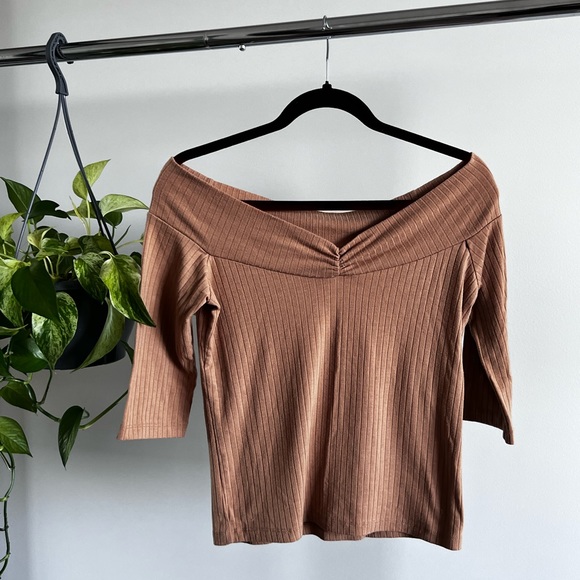 Tan Off the Shoulder Zara Blouse - Picture 1 of 3